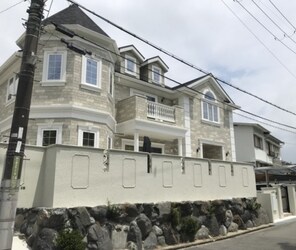 新千里北町3丁目戸建の物件外観写真